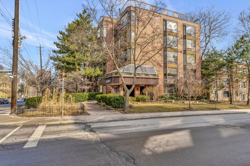 Property listing for #601-28 Duke St., Hamilton, ON