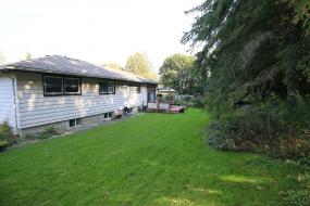 Property listing for 908 Bishop Pl., Ancaster, ON