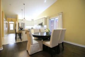 Property listing for 32 Toulon Ave., Ancaster, ON