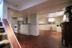 Property listing for 663 Dunn Ave., Hamilton, ON