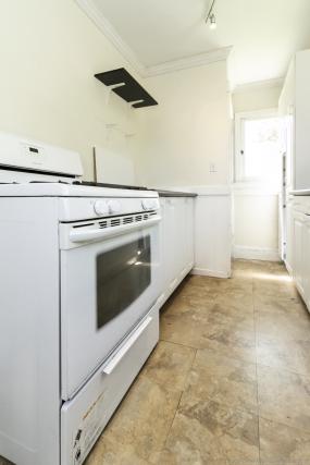 Property listing for 46 Newton Ave., Hamilton, Ontario