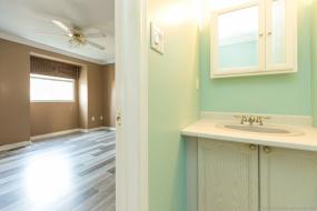 Property listing for #27-75 Ryan's Way, Waterdown, ON