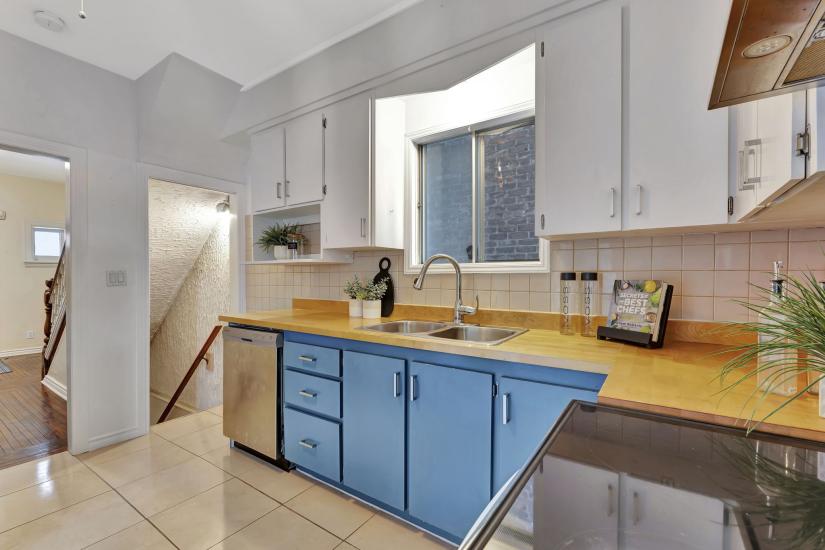 Property listing for 8 Senator Ave., Hamilton, ON