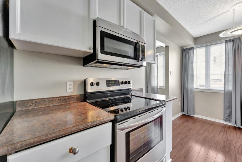 Property listing for #101-500 Silverbirch Blvd., Mount Hope, ON