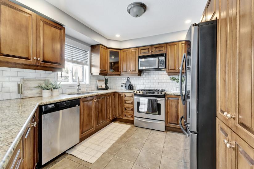 Property listing for 7 Bocelli Cres., Hannon, ON