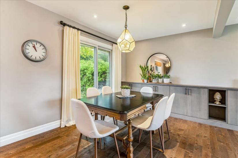 Property listing for 9 Holbrook Rd., Hamilton, ON