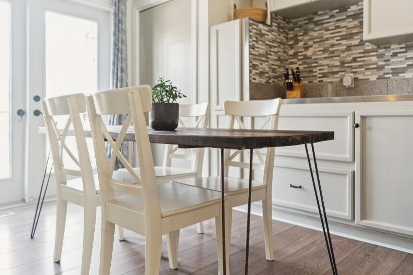Property listing for 11 Anderson Cres., Smithville, ON