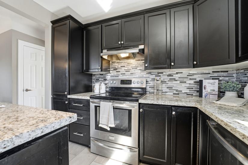 Property listing for 26 Isabel Ave., Hamilton, ON