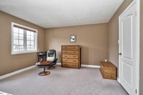 Property listing for 39 Forest Valley Cres., Dundas, ON