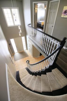 Property listing for 86 Hepburn Cres., Hamilton, ON