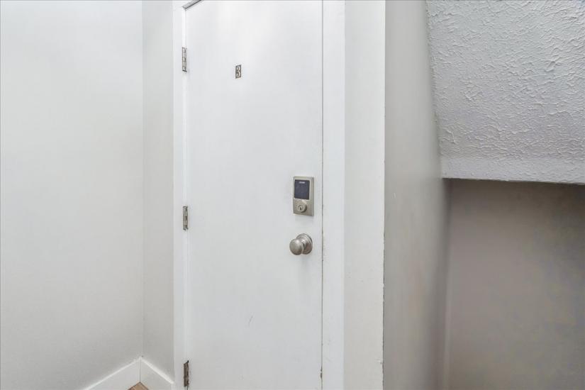 Property listing for 5 Cumberland Ave., Hamilton, ON