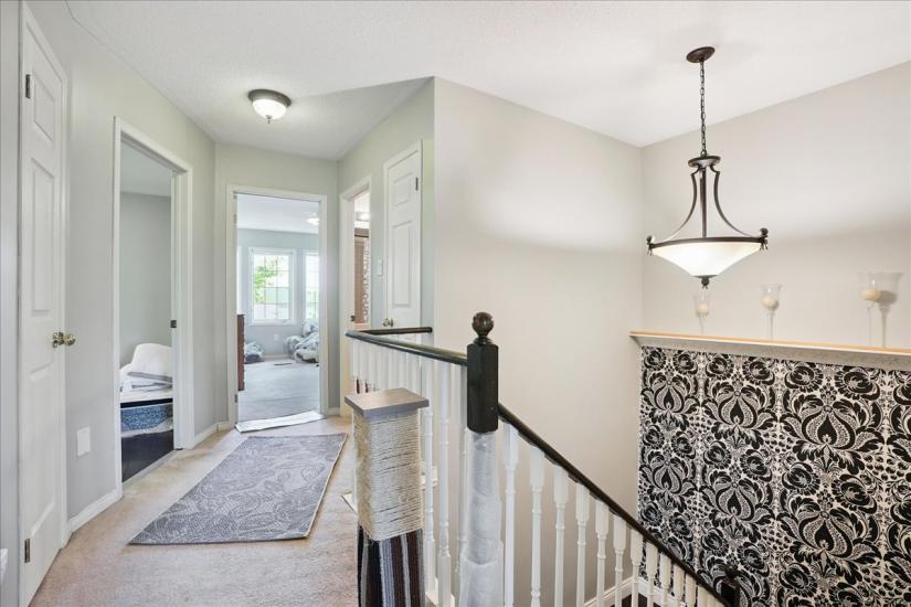 Property listing for 70 Moore Cres., Ancaster, ON