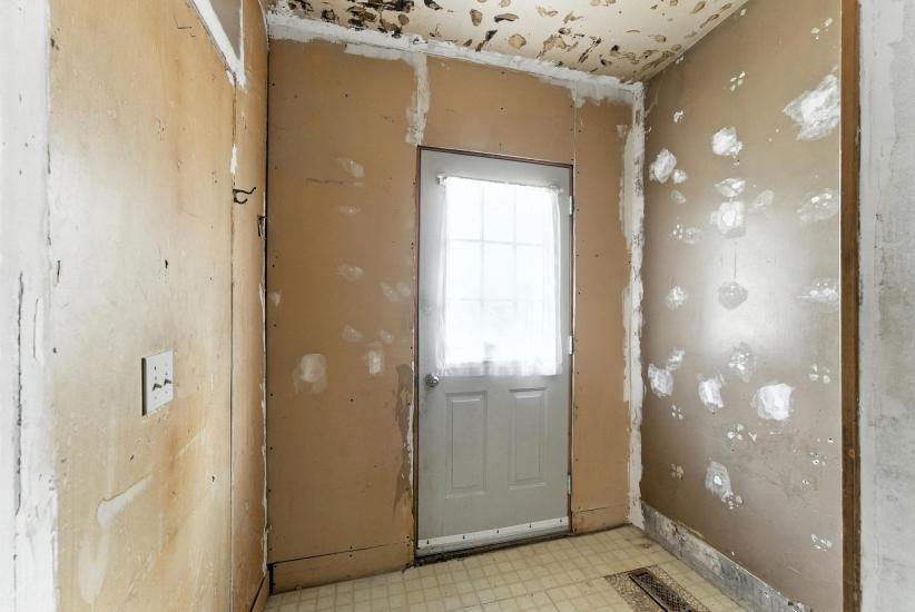 Property listing for 55 Jones St., Hamilton, ON