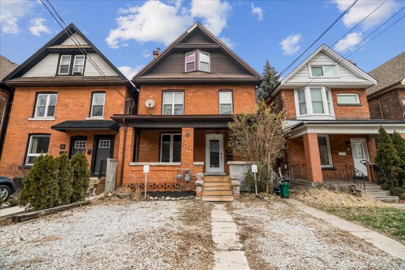 Property listing for 5 Cumberland Ave., Hamilton, ON