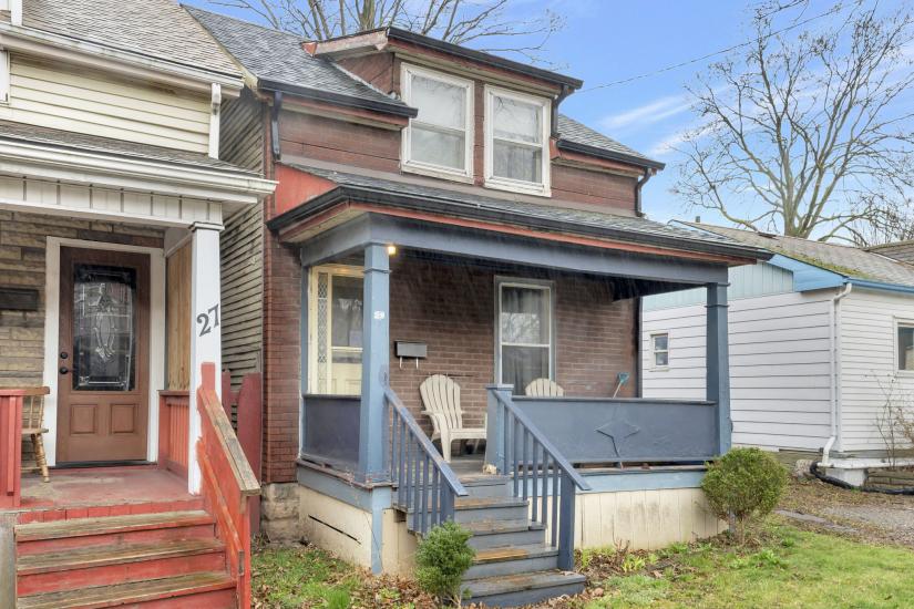 Property listing for 29 New St., Hamilton, ON