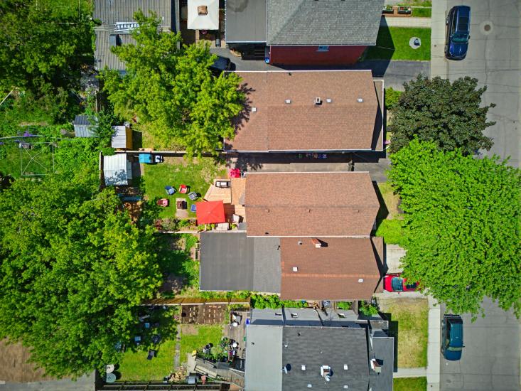 Property listing for 124 Campbell Ave., Hamilton, ON