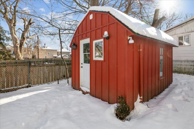 Property listing for 8 Tasker St., St. Catharines, ON