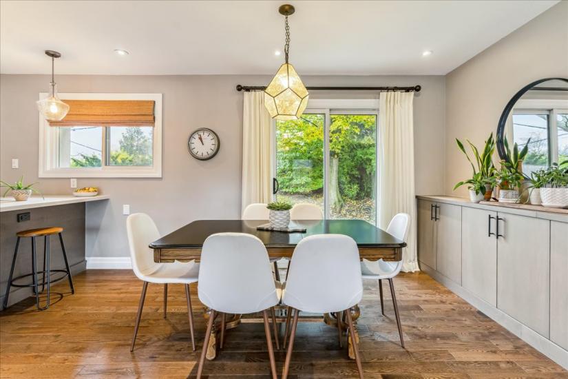 Property listing for 9 Holbrook Rd., Hamilton, ON