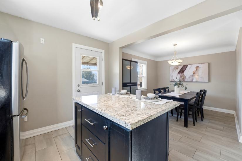 Property listing for 26 Isabel Ave., Hamilton, ON