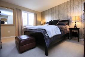 Property listing for 26 Hepworth Cres., Ancaster, ON