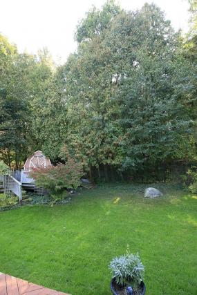 Property listing for 908 Bishop Pl., Ancaster, ON