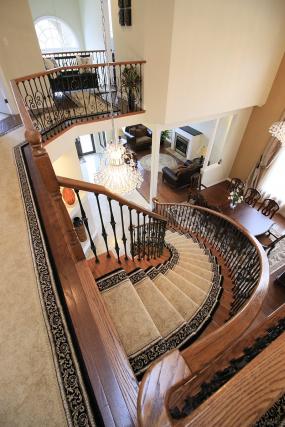 Property listing for 3 Pickard Ave., Ancaster, ON
