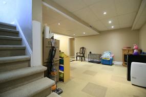 Property listing for 49 Normandy Rd., Hamilton, ON