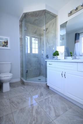 Property listing for #2-55 Madonna Dr., Hamilton, ON