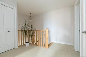 Property listing for #8-11 Stockbridge Gardens, Stoney Creek, ON