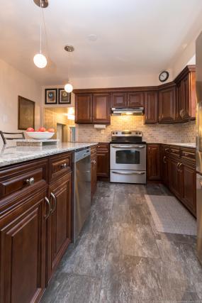 Property listing for 304 Mount Albion Rd., Hamilton, ON