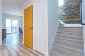 Property listing for 543 Upper Sherman Ave., Hamilton, ON