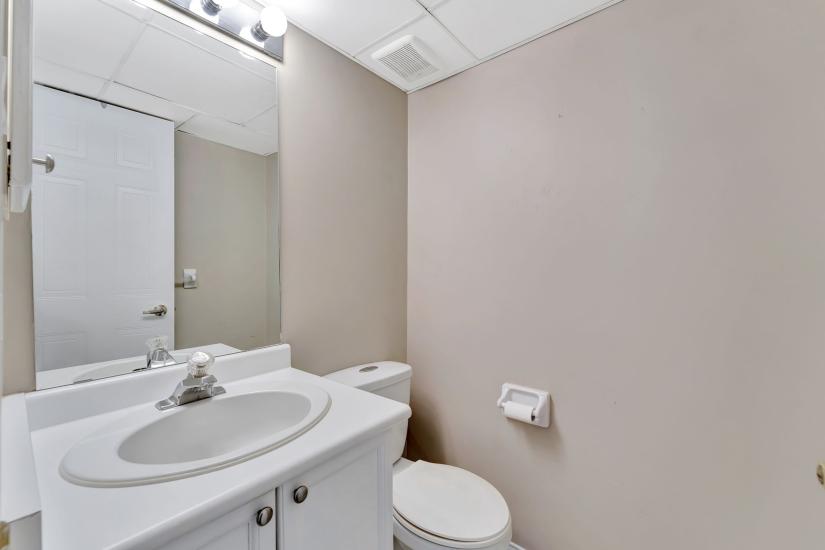 Property listing for #101-500 Silverbirch Blvd., Mount Hope, ON