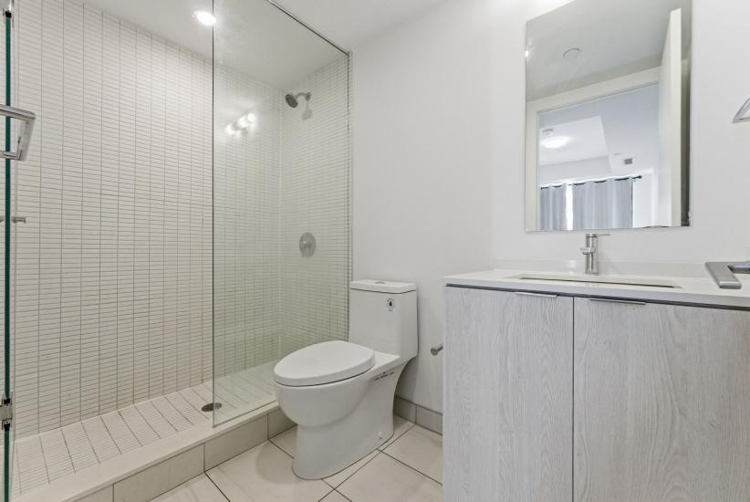 Property listing for #606-1 Jarvis St., Hamilton, ON