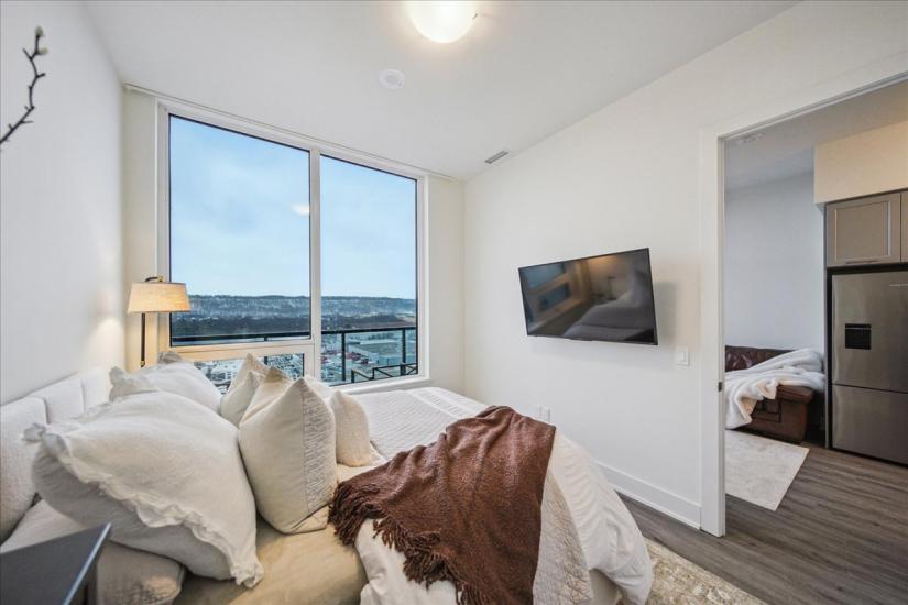 Property listing for #1901-385 Winston Rd., Grimsby, ON