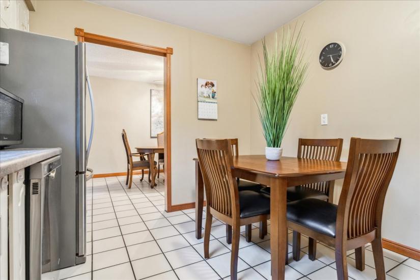 Property listing for 110 Glenashton Dr., Stoney Creek, ON