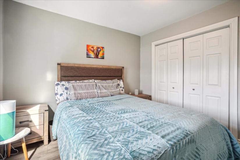Property listing for 733 Dunn Ave., Hamilton, ON