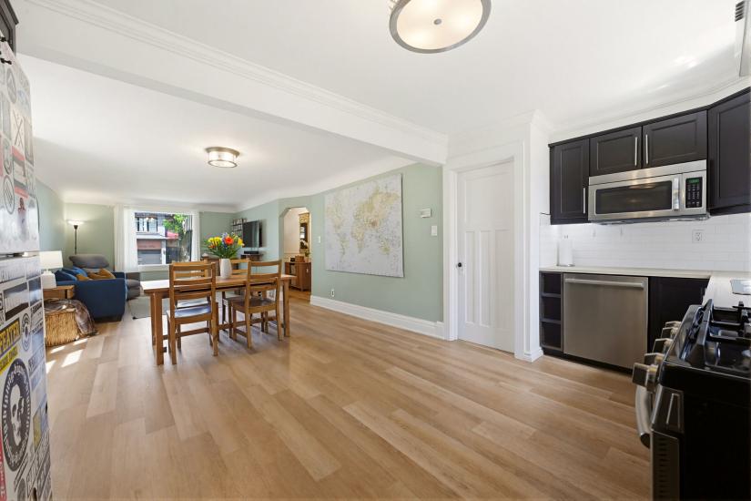 Property listing for 124 Campbell Ave., Hamilton, ON