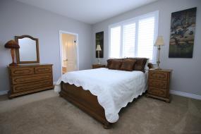 Property listing for 3 Pickard Ave., Ancaster, ON