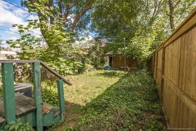 Property listing for 111 Gladstone Ave., Hamilton, Ontario