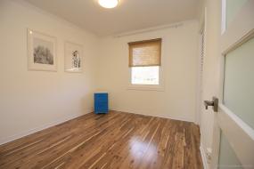 Property listing for 9 Barbara St., Smithville, Ontario