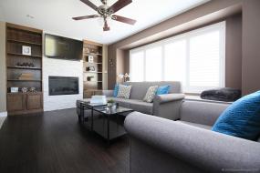 Property listing for #4-7 Sirente Dr., Hamilton, ON