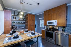 Property listing for 313 Bold St., Hamilton, ON
