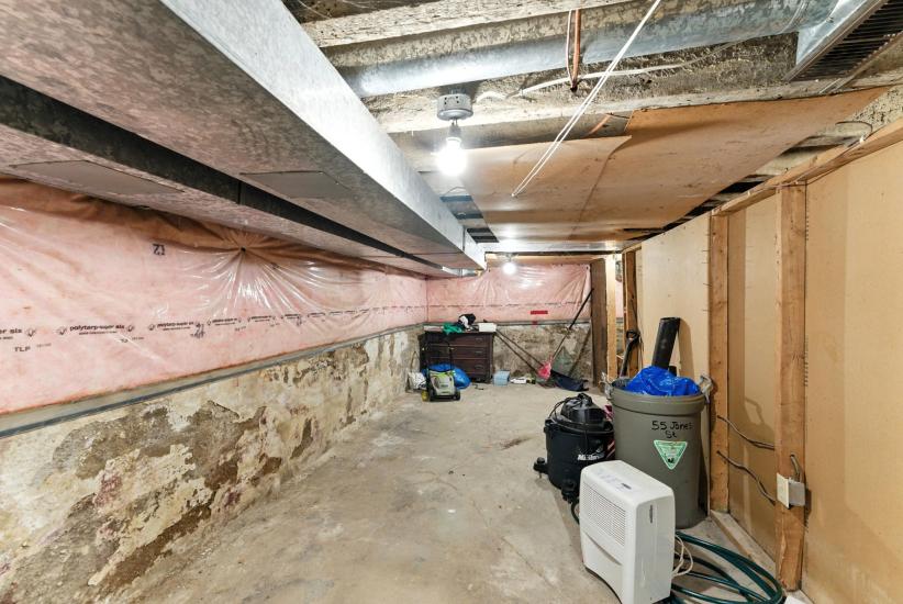 Property listing for 55 Jones St., Hamilton, ON