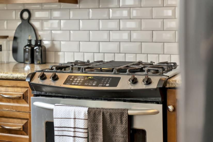 Property listing for 7 Bocelli Cres., Hannon, ON
