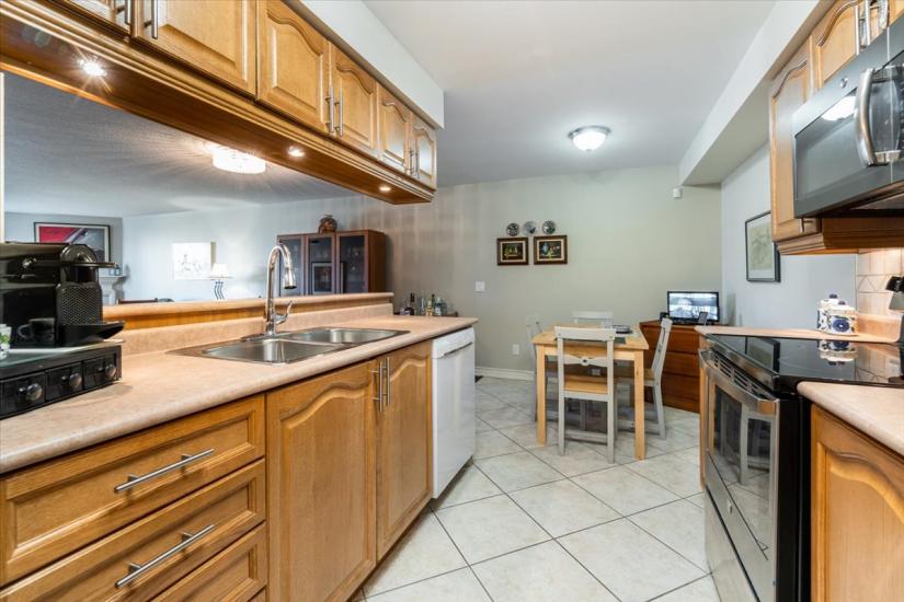 Property listing for #208-990 Golf Links Rd., Ancaster, ON