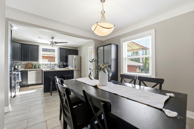 Property listing for 26 Isabel Ave., Hamilton, ON