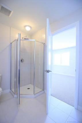Property listing for 103 Columbus Gate, Hamilton, ON