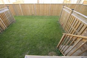 Property listing for 94 Bloom Cres., Hamilton, Ontario