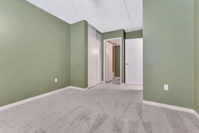 Property listing for #101-500 Silverbirch Blvd., Mount Hope, ON