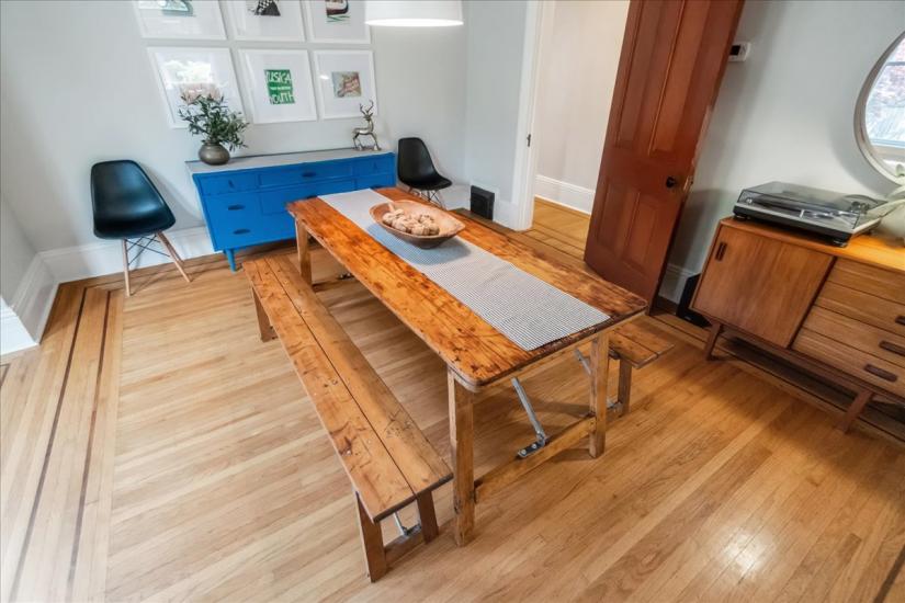 Property listing for 179 Hess St. S., Hamilton, ON